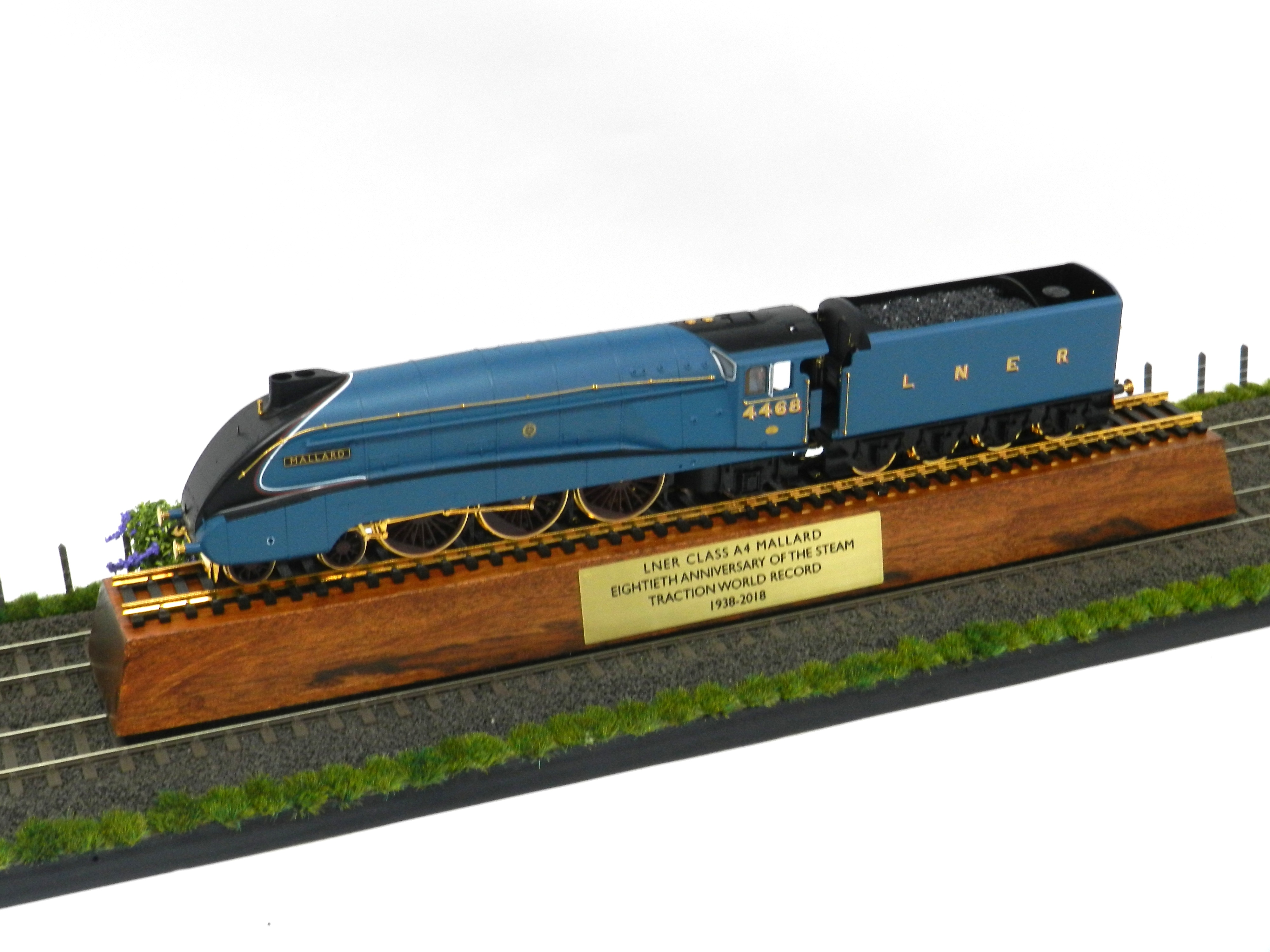 mallard train hornby